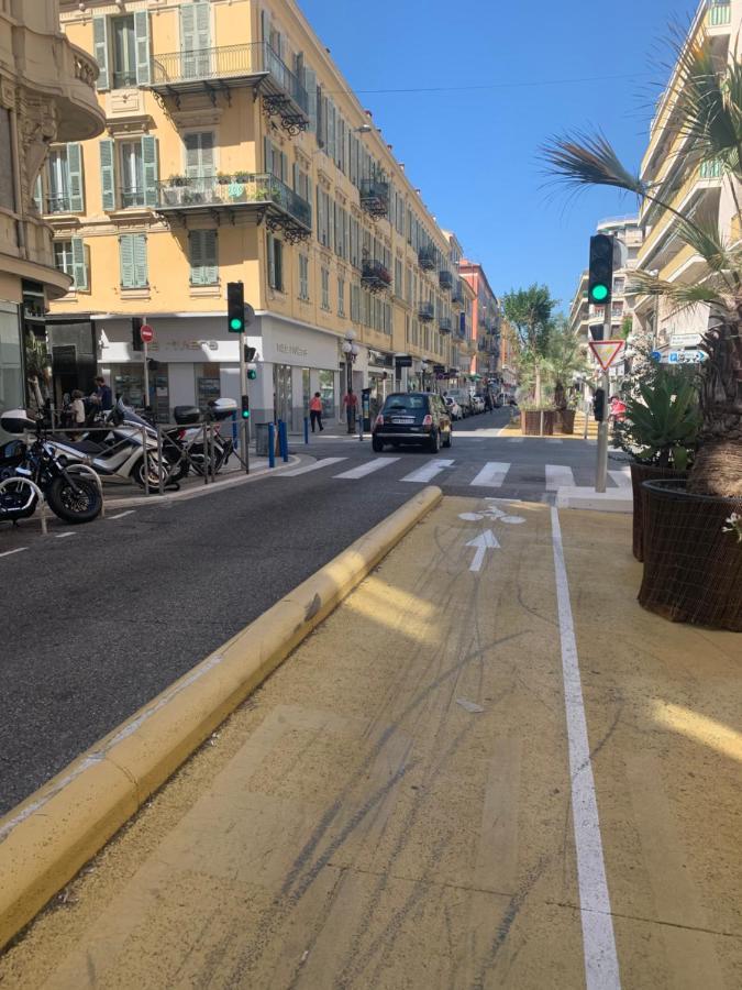 Hotel Des Postes Nice Exterior foto